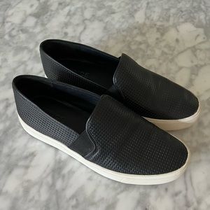 VINCE. Blair Perforated Leather Slip On (Black)